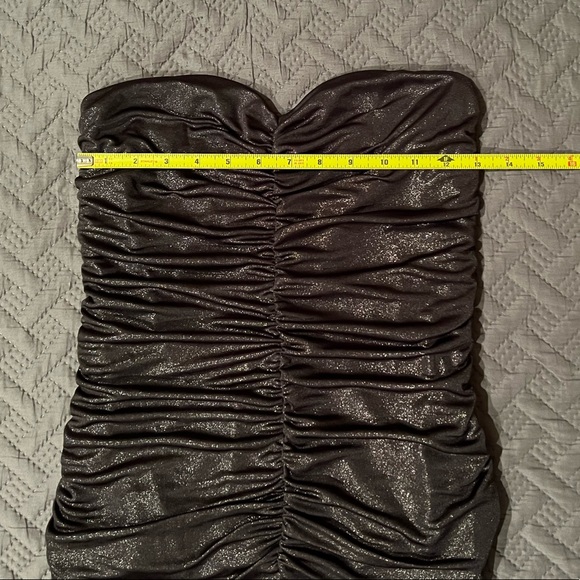 Express Strapless Metallic Top - Picture 3 of 6